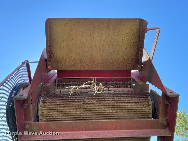 image for item LV9932 Royer  topsoil shredder