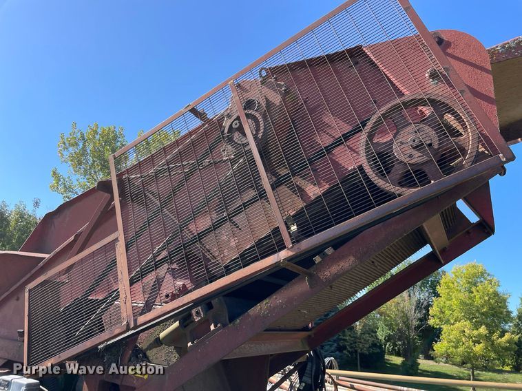 image for item LV9932 Royer  topsoil shredder