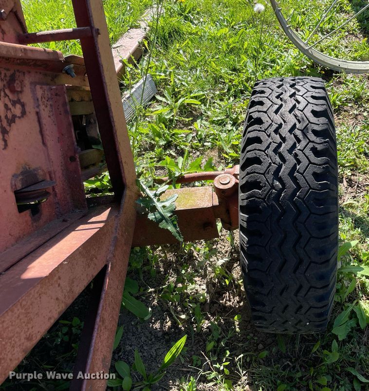 image for item LV9932 Royer  topsoil shredder