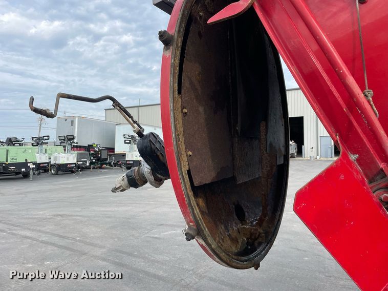 image for item LV9940 2005 International 7400  sewer jetter truck