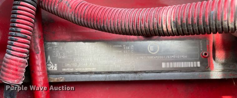 image for item LV9940 2005 International 7400  sewer jetter truck