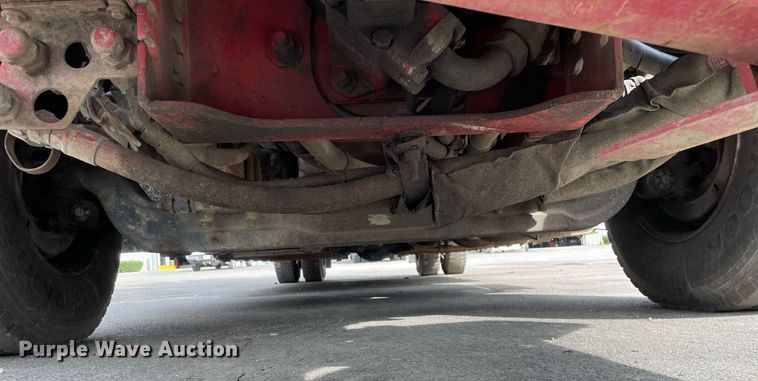 image for item LV9940 2005 International 7400  sewer jetter truck