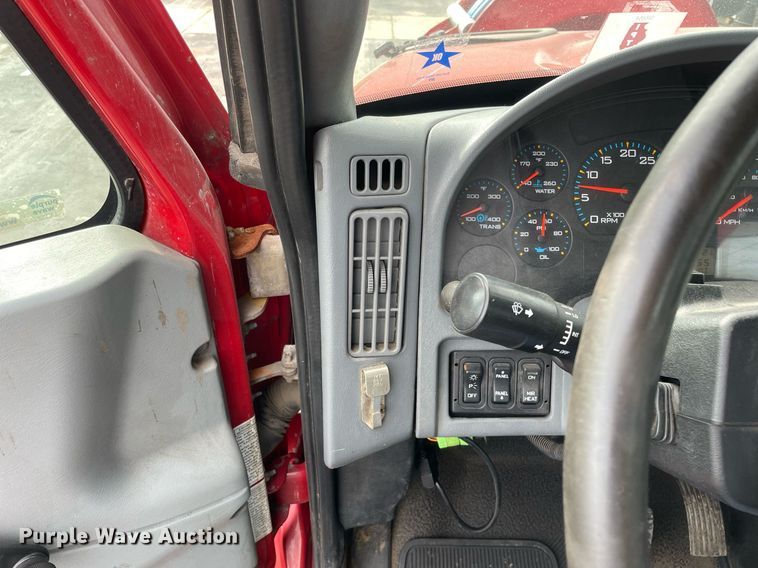 image for item LV9940 2005 International 7400  sewer jetter truck