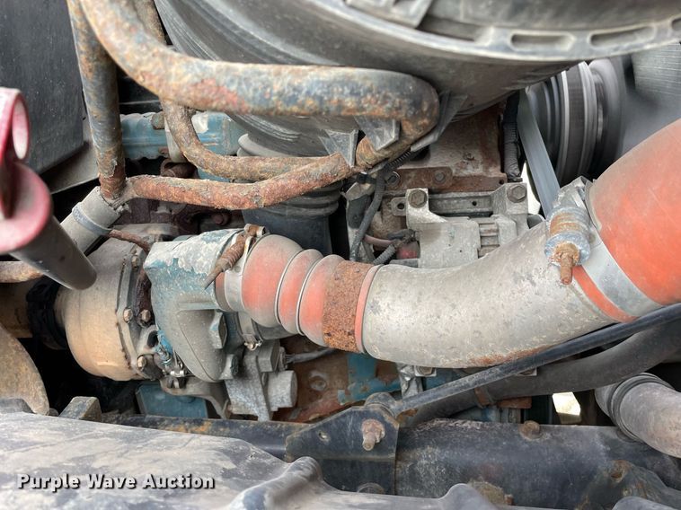 image for item LV9940 2005 International 7400  sewer jetter truck