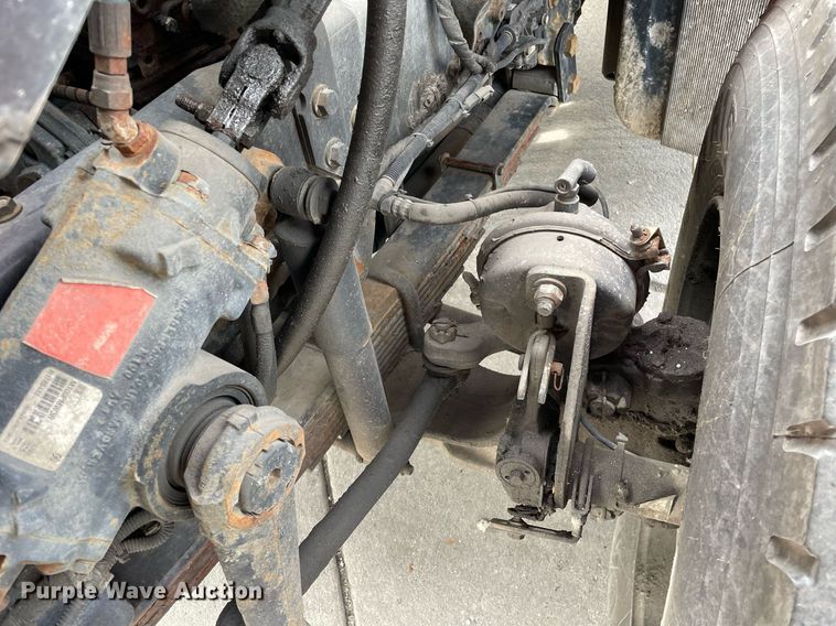 image for item LV9940 2005 International 7400  sewer jetter truck