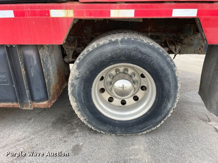 image for item LV9940 2005 International 7400  sewer jetter truck