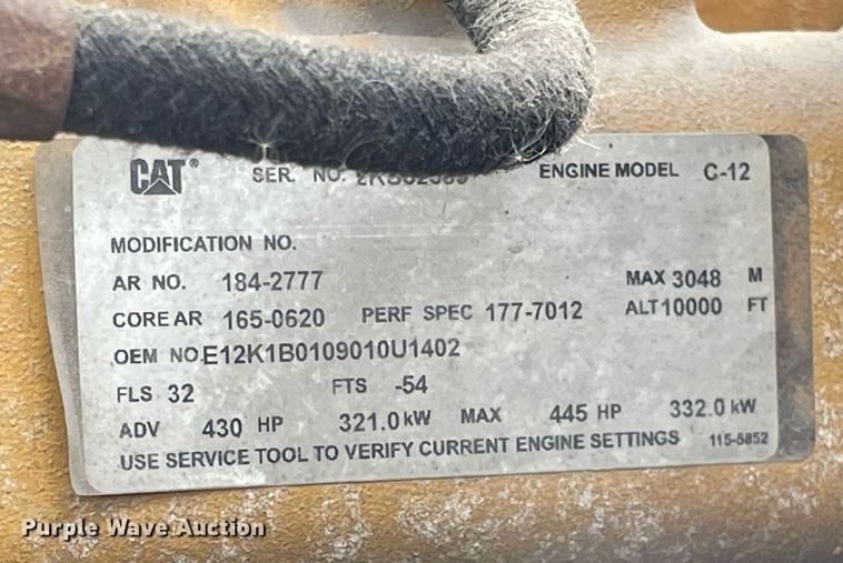 image for item LV9941 2001 Peterbilt 378  vacuum truck