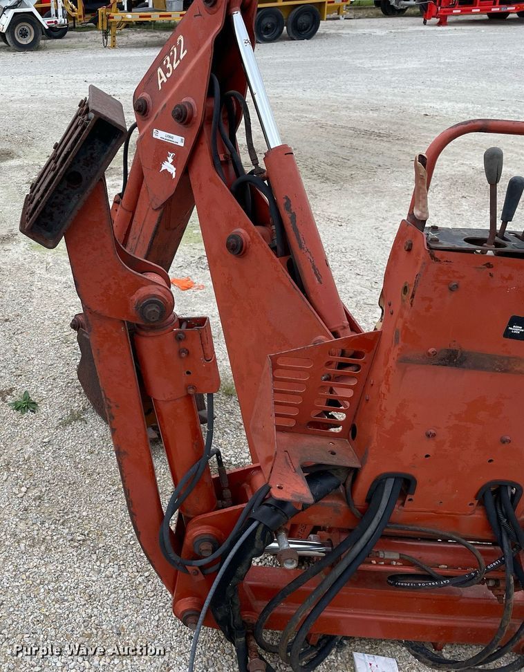 image for item LV9948 Ditch Witch A322  backhoe