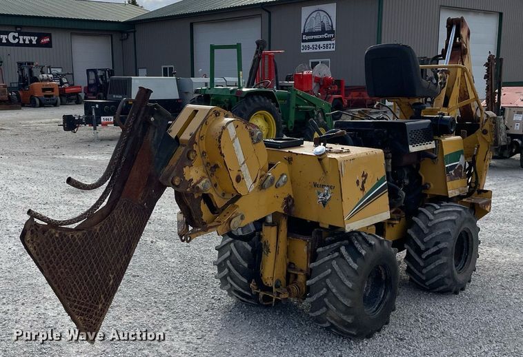 image for item LV9950 2000 Vermeer LM42  cable plow