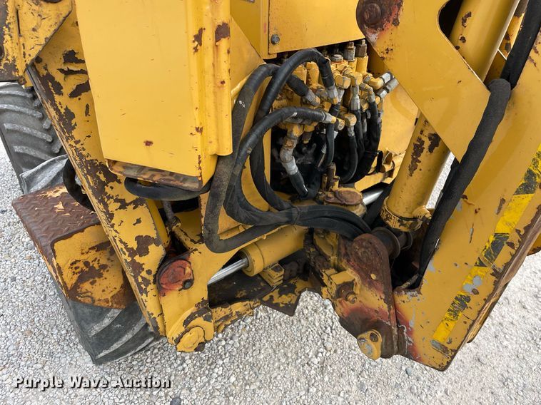 image for item LV9950 2000 Vermeer LM42  cable plow