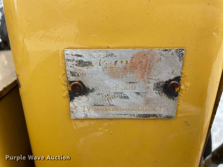 image for item LV9950 2000 Vermeer LM42  cable plow