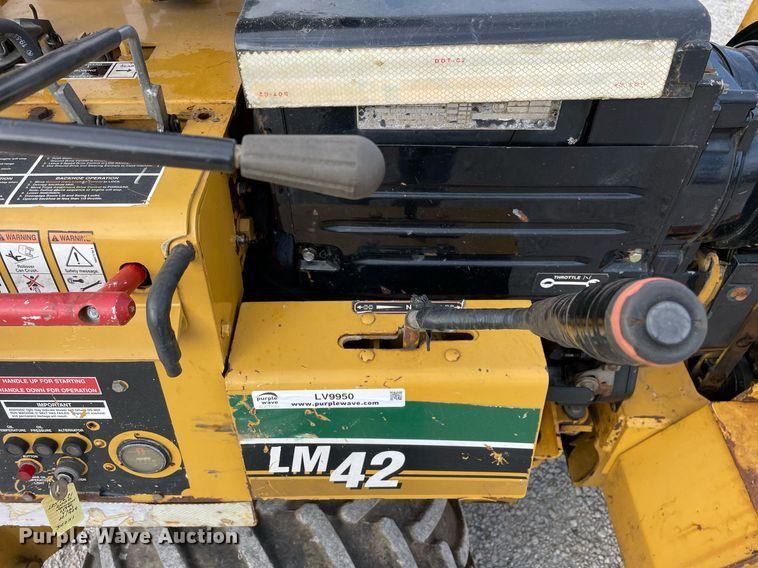 image for item LV9950 2000 Vermeer LM42  cable plow