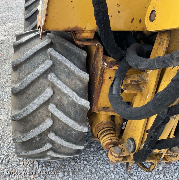 image for item LV9950 2000 Vermeer LM42  cable plow