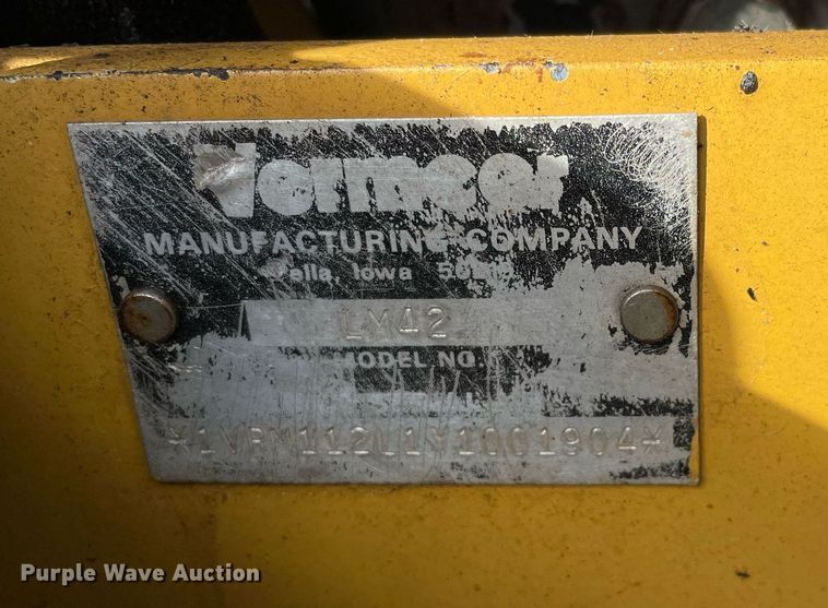 image for item LV9950 2000 Vermeer LM42  cable plow