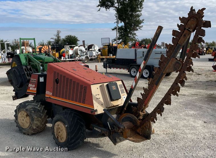 image for item LV9952 2012 Ditch Witch 410SX  trencher