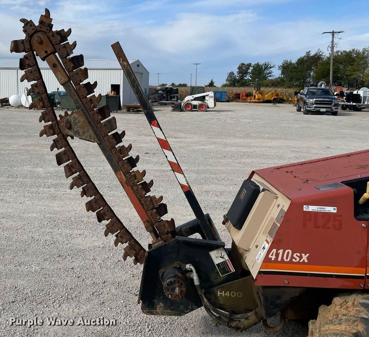 image for item LV9952 2012 Ditch Witch 410SX  trencher