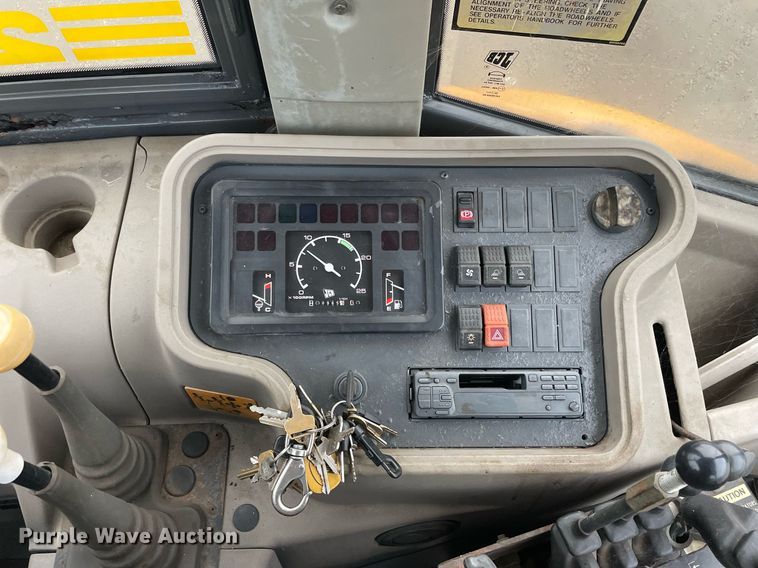 image for item LV9953 1996 JCB 210SU  landscape tractor