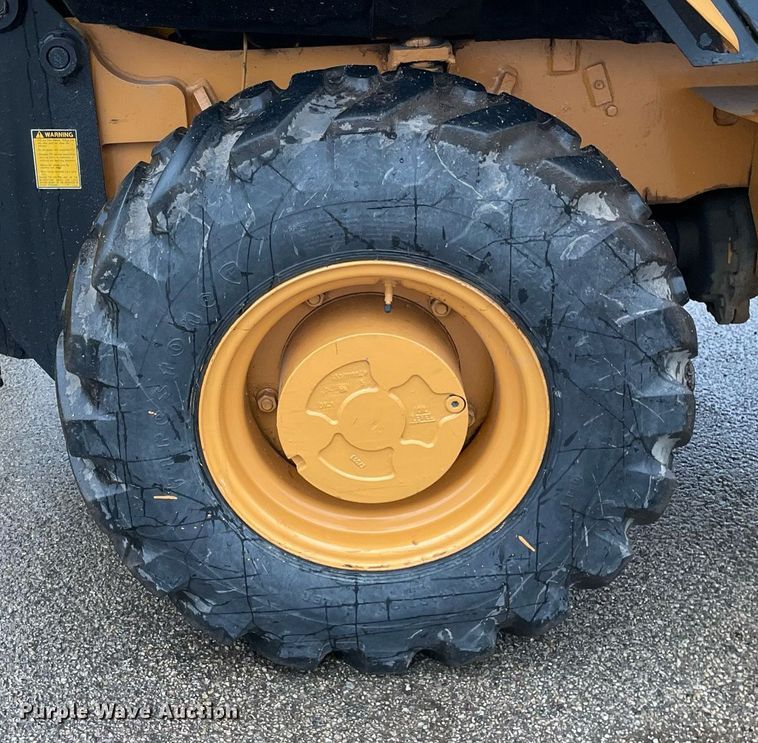 image for item LV9953 1996 JCB 210SU  landscape tractor