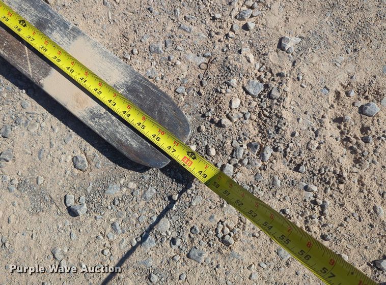 image for item LY9349 2014 Bobcat S590  skid steer loader