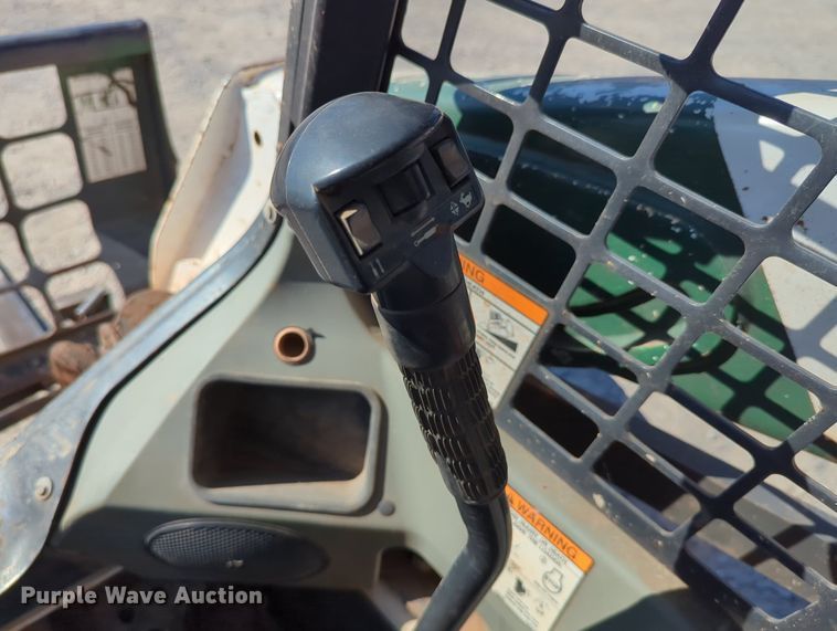 image for item LY9349 2014 Bobcat S590  skid steer loader