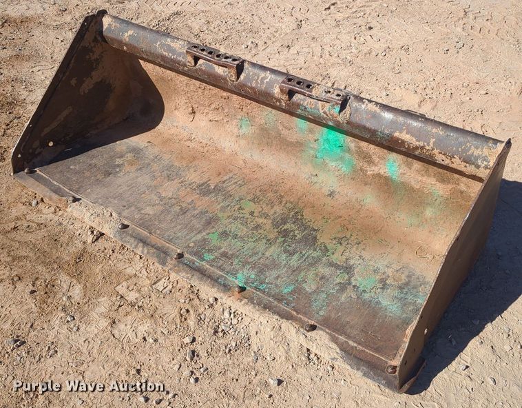 image for item LY9349 2014 Bobcat S590  skid steer loader