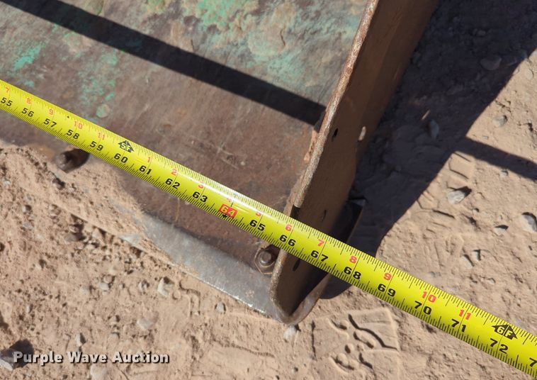 image for item LY9349 2014 Bobcat S590  skid steer loader