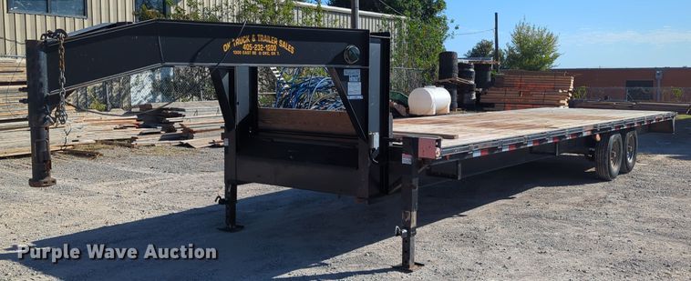 image for item LY9350 2014 Road Boss 30FB7K  equipment trailer