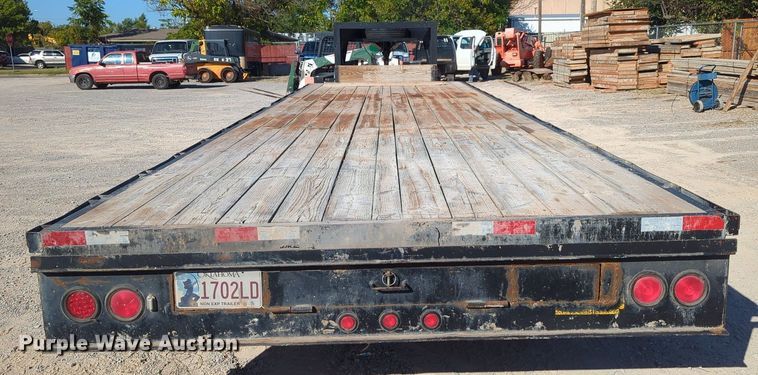 image for item LY9350 2014 Road Boss 30FB7K  equipment trailer