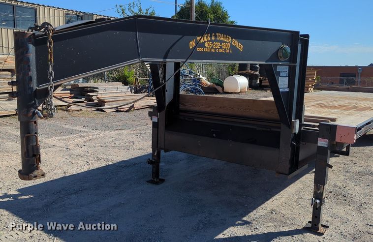 image for item LY9350 2014 Road Boss 30FB7K  equipment trailer