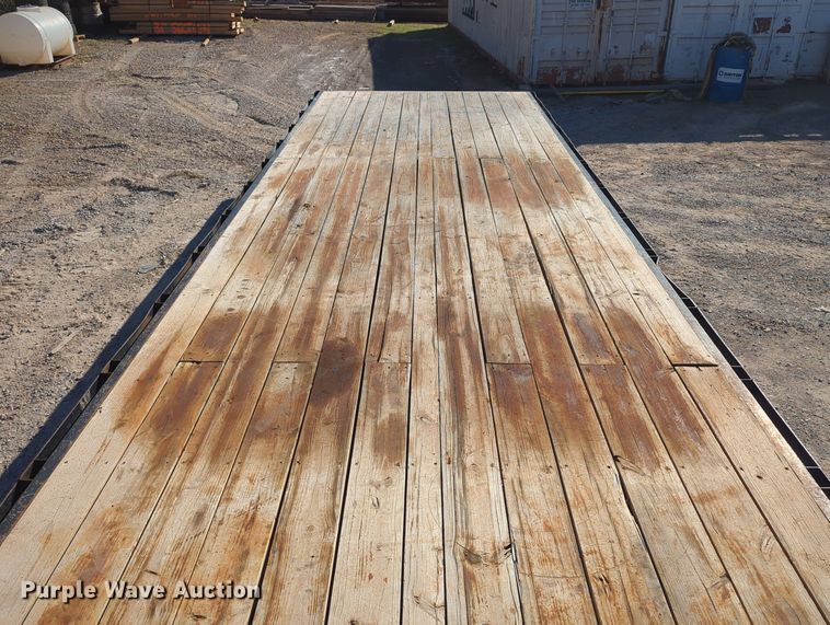 image for item LY9350 2014 Road Boss 30FB7K  equipment trailer