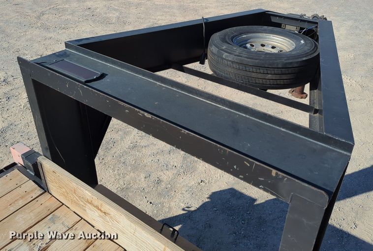 image for item LY9350 2014 Road Boss 30FB7K  equipment trailer