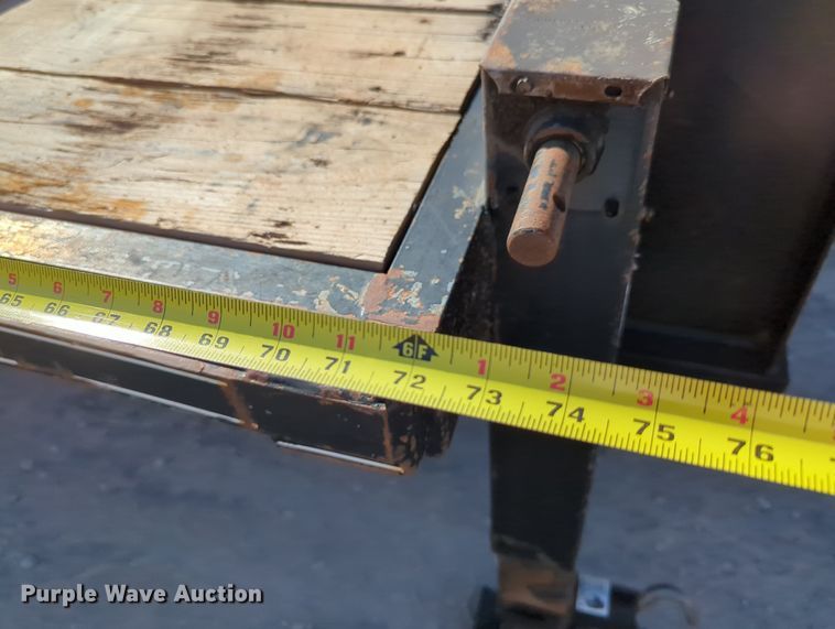 image for item LY9350 2014 Road Boss 30FB7K  equipment trailer