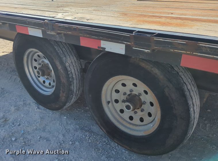 image for item LY9350 2014 Road Boss 30FB7K  equipment trailer