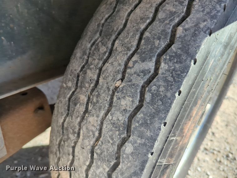 image for item LY9350 2014 Road Boss 30FB7K  equipment trailer