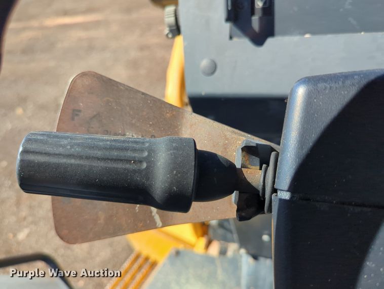 image for item LY9442 2014 John Deere 210K  landscape tractor