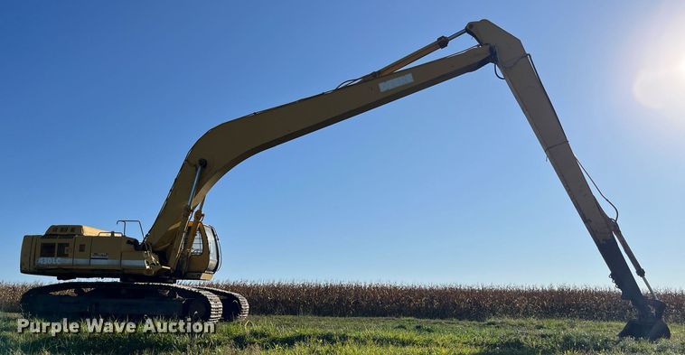 image for item MG9511 1998 John Deere 450LC  excavator