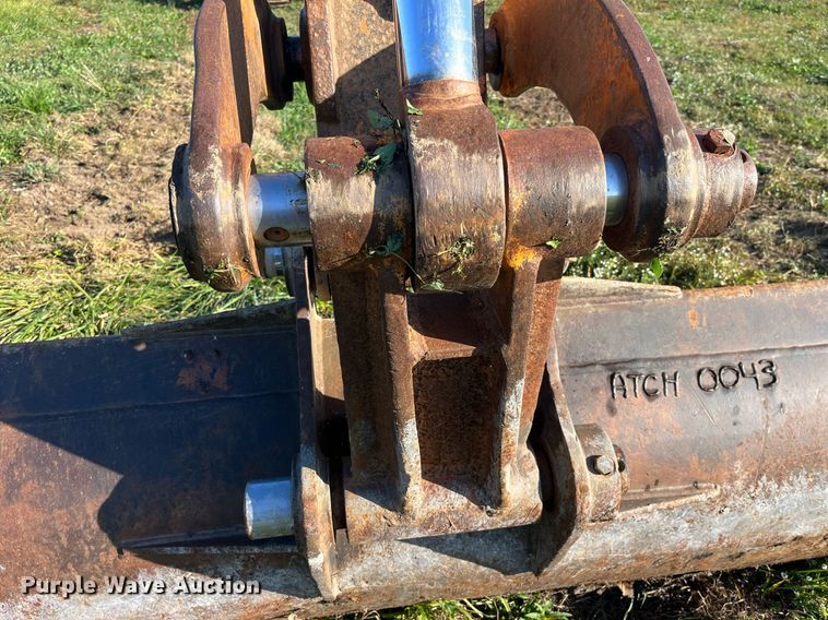 image for item MG9511 1998 John Deere 450LC  excavator