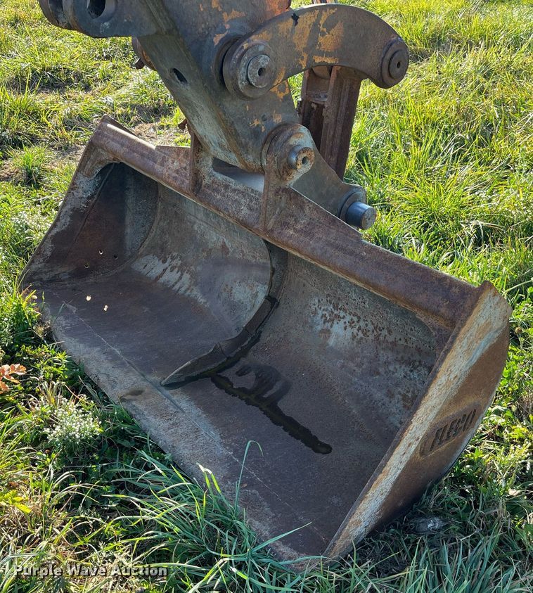 image for item MG9511 1998 John Deere 450LC  excavator