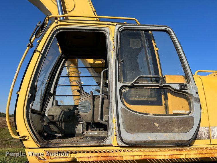 image for item MG9511 1998 John Deere 450LC  excavator