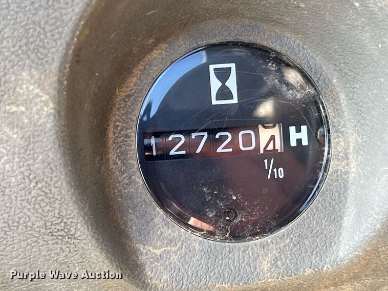 image for item MG9511 1998 John Deere 450LC  excavator