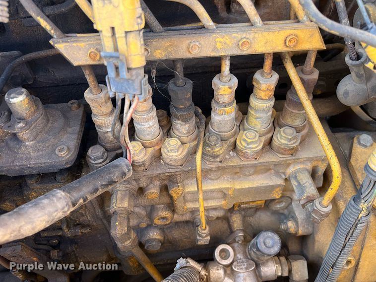 image for item MG9511 1998 John Deere 450LC  excavator