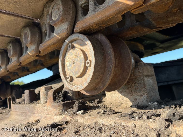 image for item MG9511 1998 John Deere 450LC  excavator