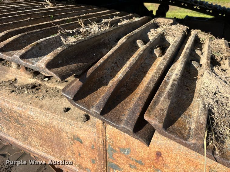 image for item MG9511 1998 John Deere 450LC  excavator