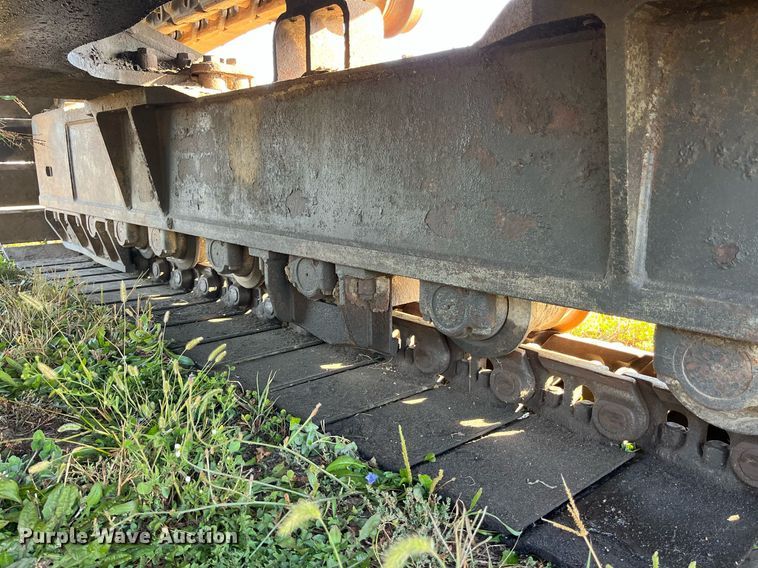 image for item MG9511 1998 John Deere 450LC  excavator