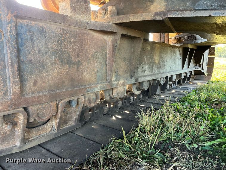 image for item MG9511 1998 John Deere 450LC  excavator