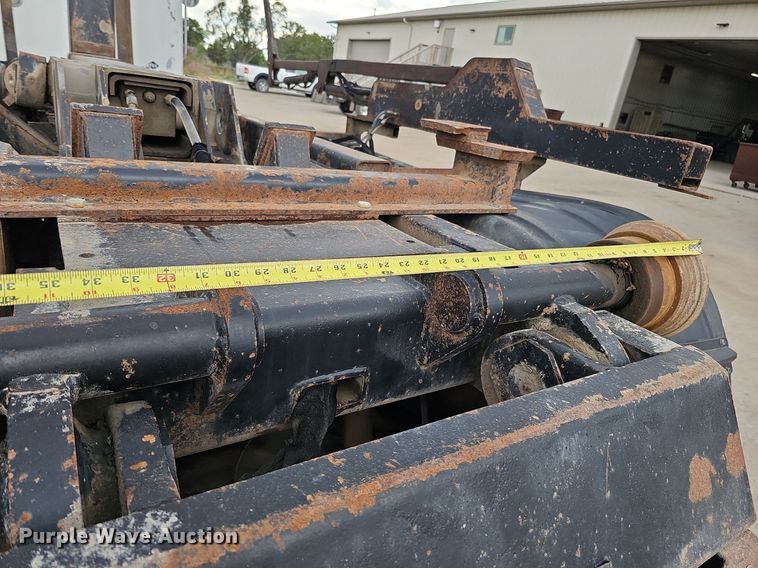 image for item MH9395 2014 Peterbilt 382  hook lift truck