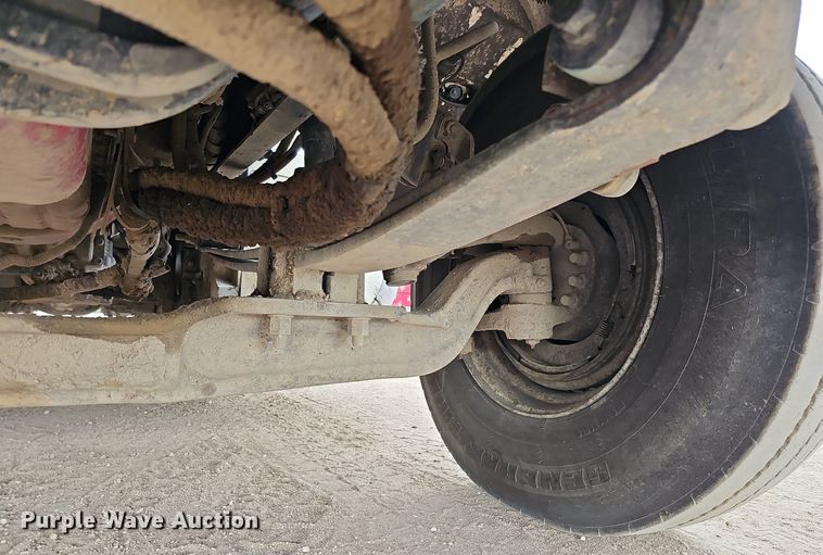 image for item MH9395 2014 Peterbilt 382  hook lift truck