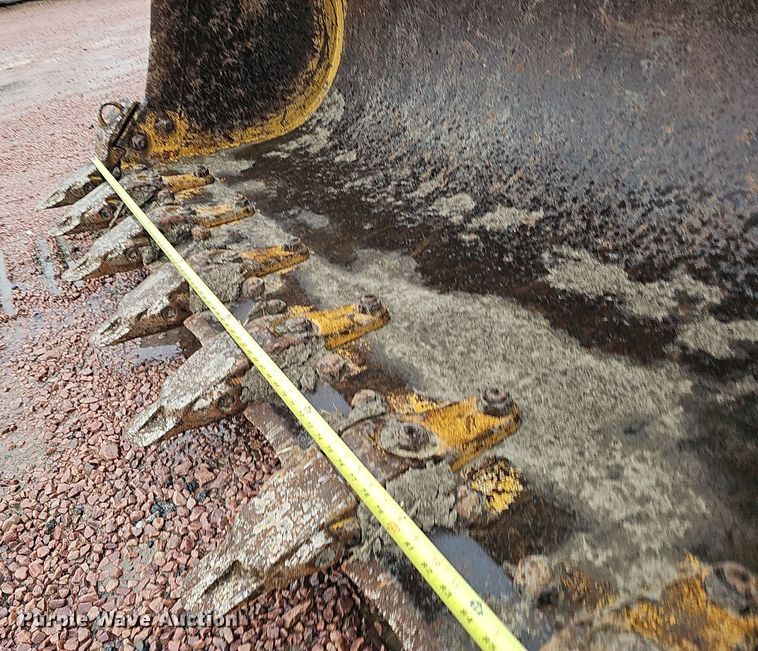 image for item MH9396 2015 Caterpillar 963D  track loader