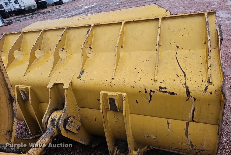 image for item MH9396 2015 Caterpillar 963D  track loader