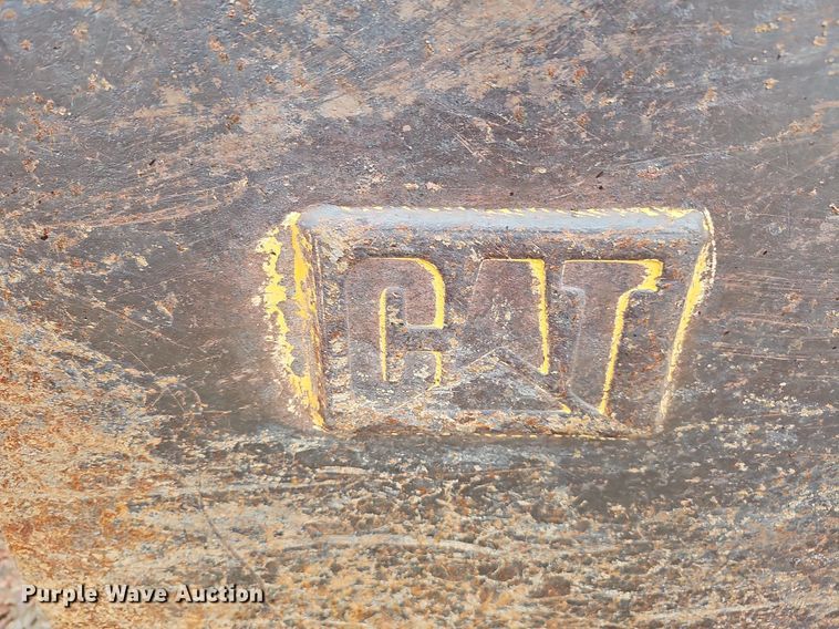 image for item MH9396 2015 Caterpillar 963D  track loader